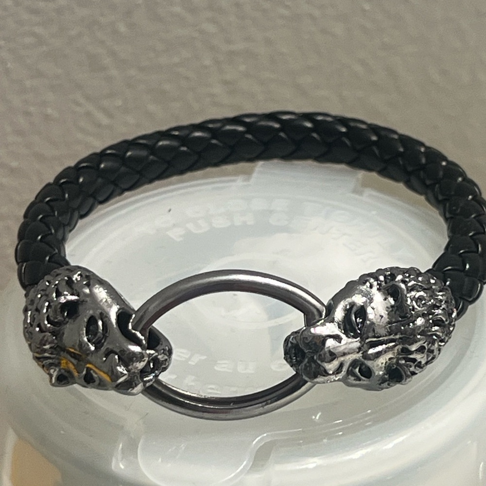 Double Dragon head cuff bracelet - NWOT